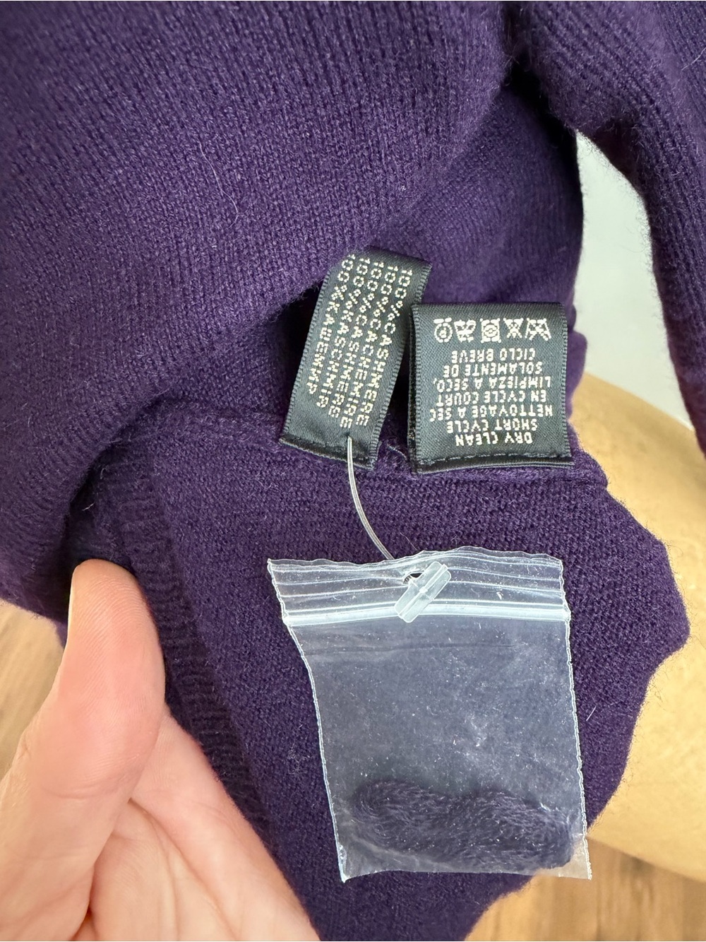 NWT Ralph Lauren Black Label 100% Cashmere Deep Purple Wrap V-Neck Sweater - Picture 5 of 5